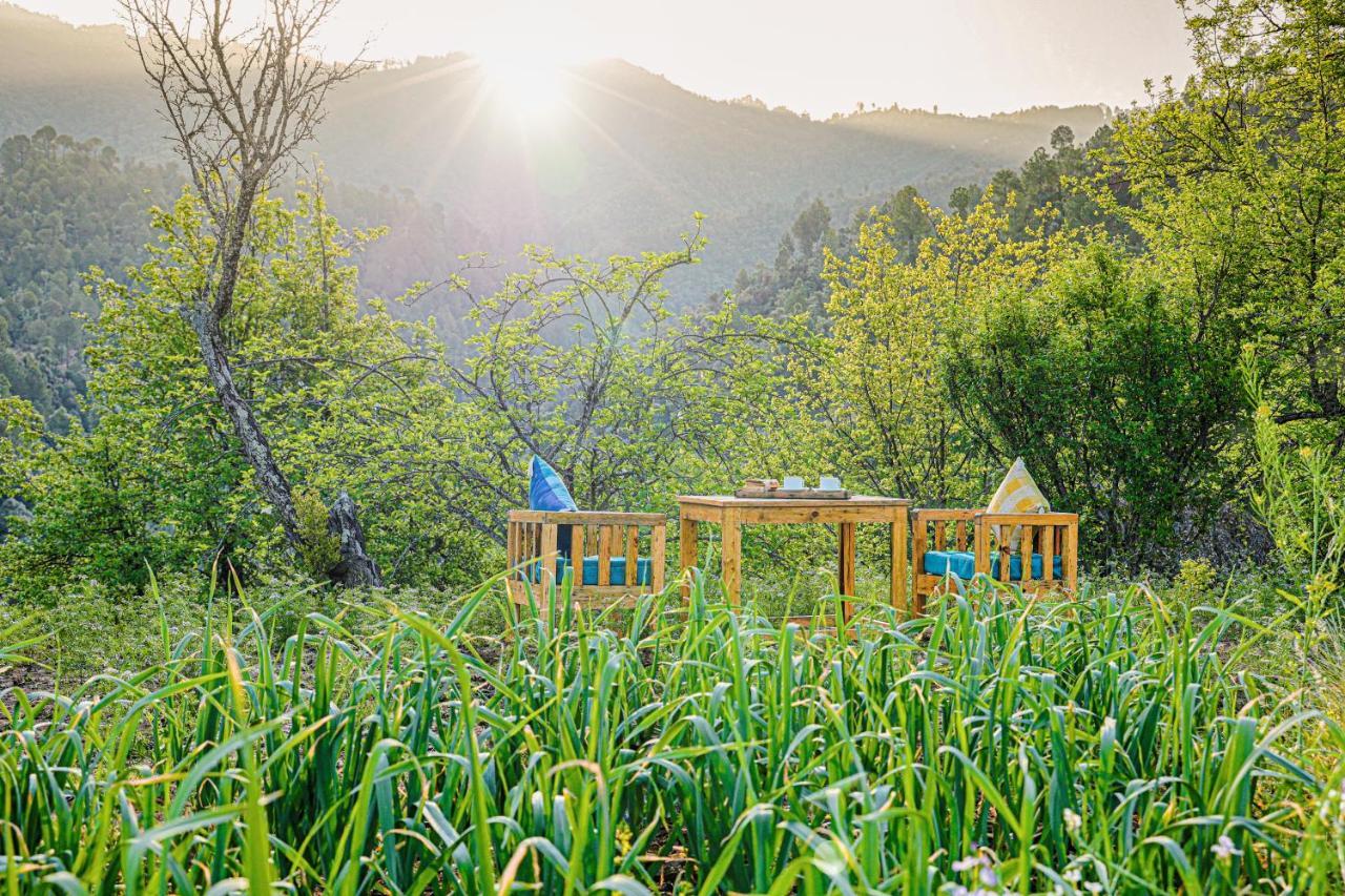 Saffronstays El Sueno, Mukteshwar -Villa Serving Pahadi Meals Kültér fotó